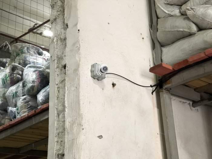 Установка видеонаблюдения на складе