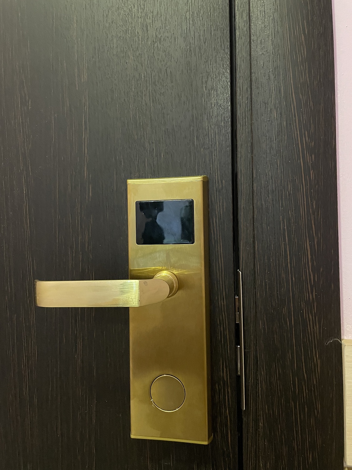 Врезной электромеханический замок