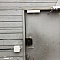 Система доступа с дверным доводчиком на уличную дверь в воротах
